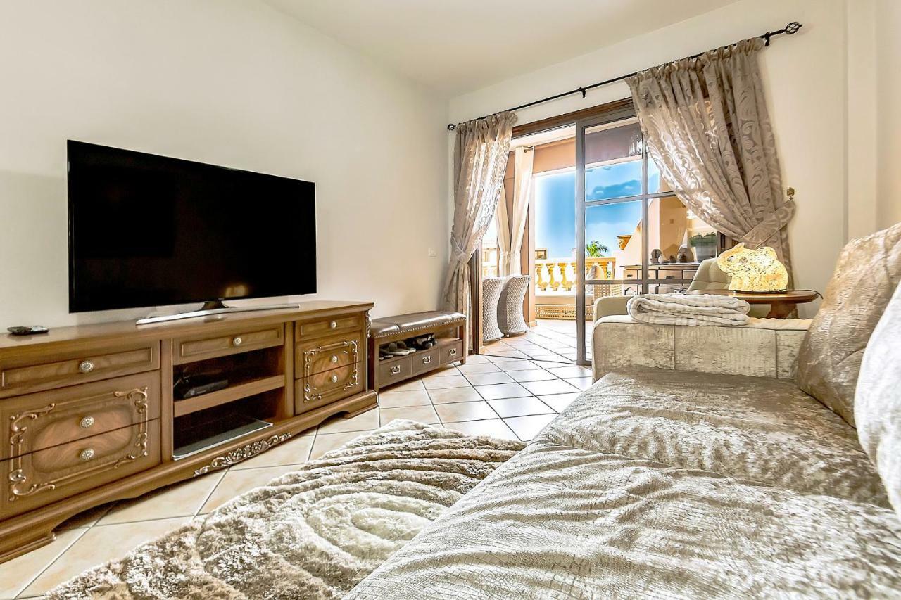 Apartment Elite Palace Адехе Экстерьер фото