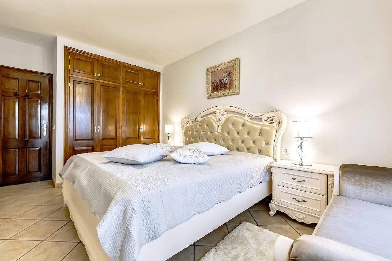 Apartment Elite Palace Адехе Экстерьер фото